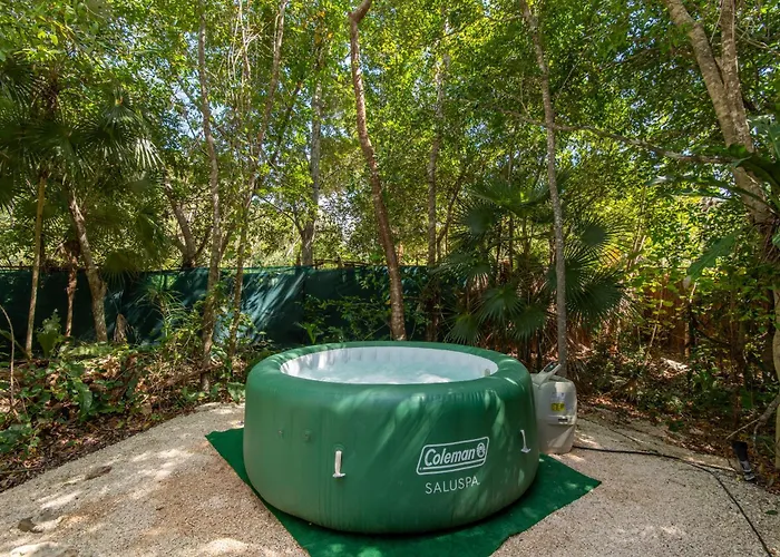 Jungle Glamping K'u' Kuk Chemuyil