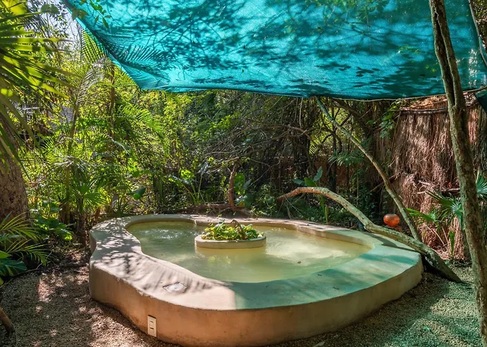 Jungle Glamping K'u' Kuk Apartment